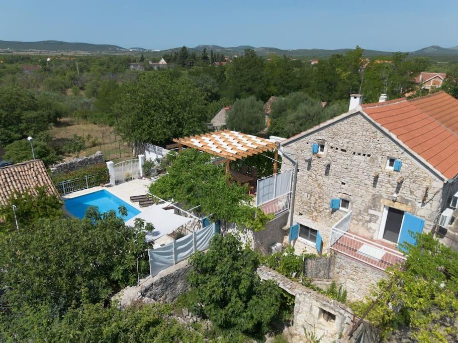 Stone House Kula Milica Villa Mala Cista Exterior photo